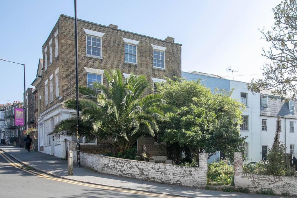 Palm Heights - Top Floor Luxury Flat Margate Bagian luar foto